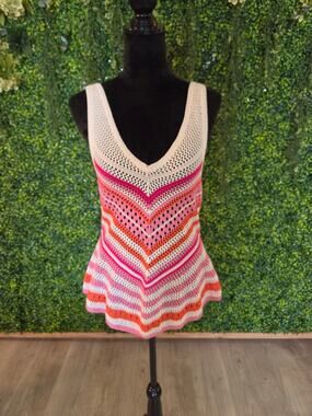 Absolutely Famous crochet v-neck bohemian top